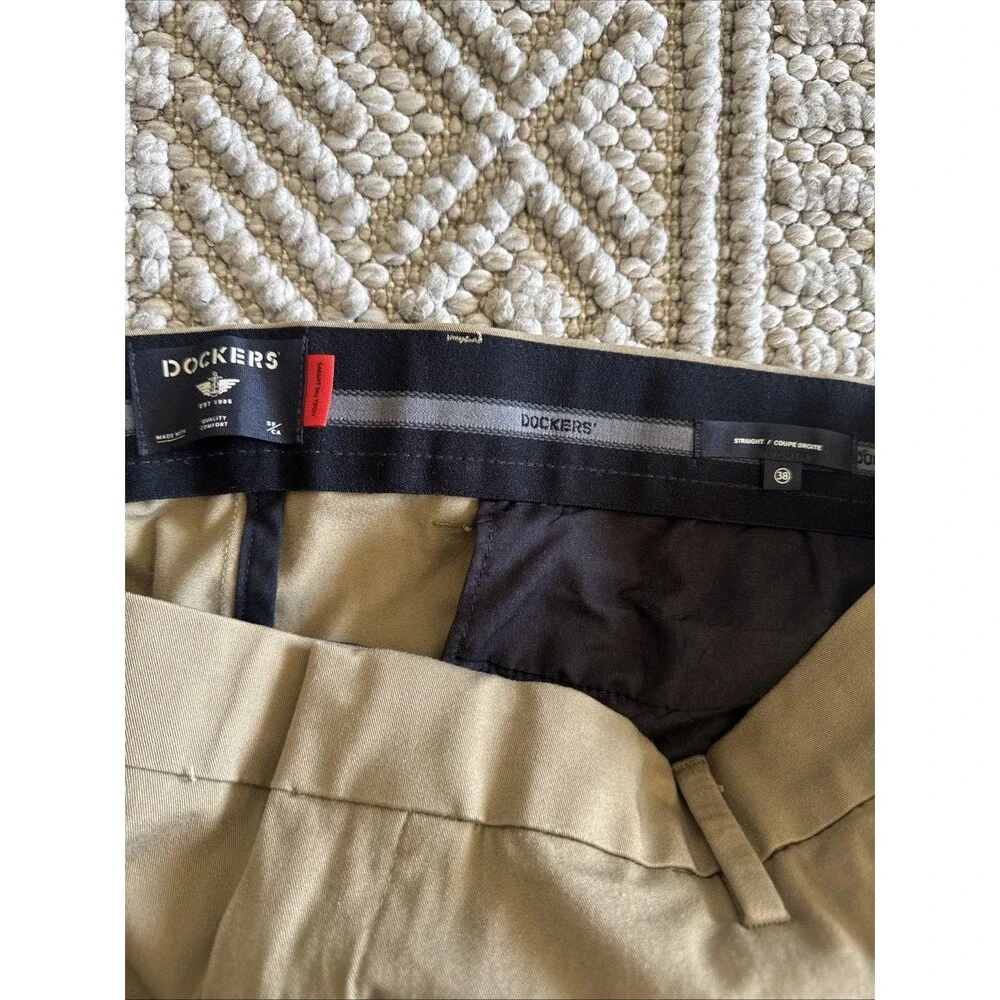 Dockers Men's Smart 360 Tech Slim Fit 38/34 Khaki Stretch Straight Chino Pants